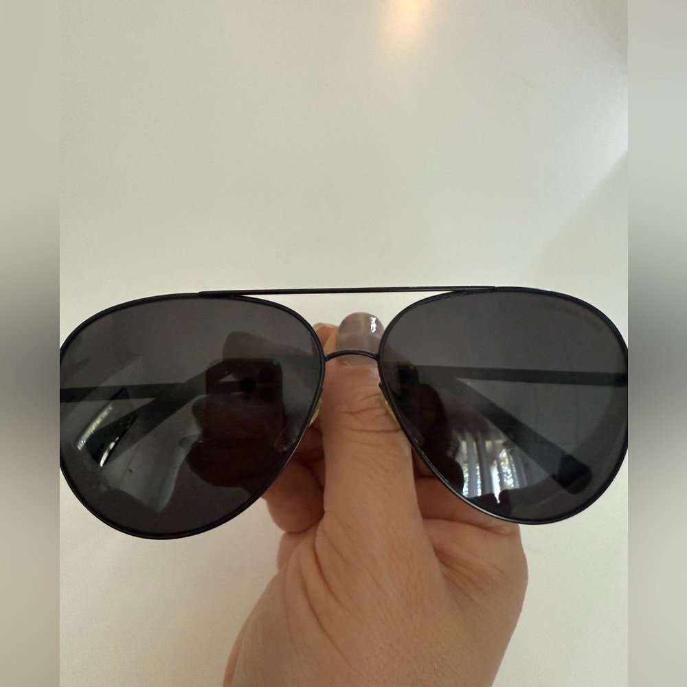 Stylish Black Michael Kors Sunglasses - Picture 4 of 12